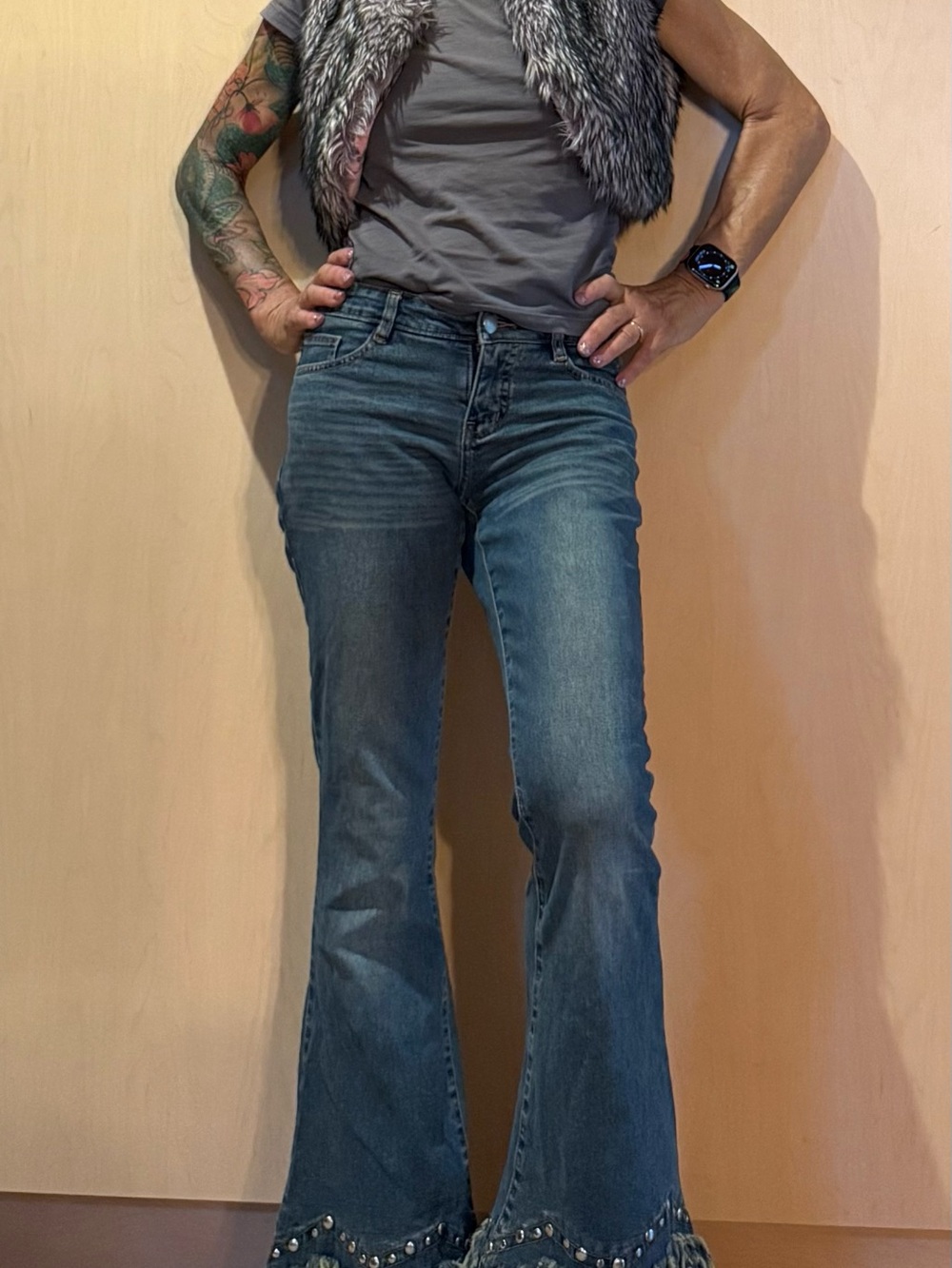 Bebe Studded Fringe Flare Jeans Festival Boho Bell Bottom Denim Y2K Size 26